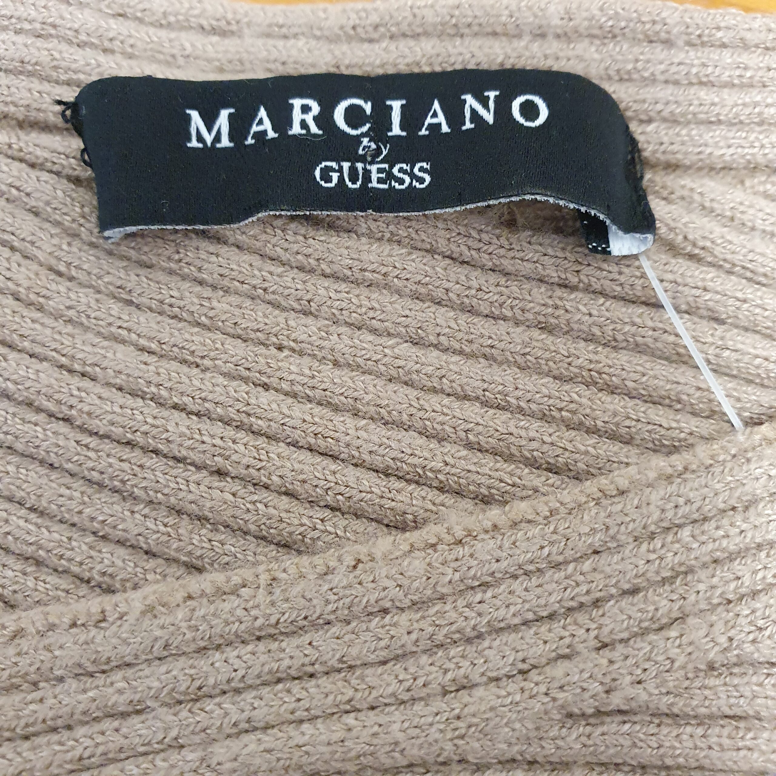 pull guess m - Freeperie