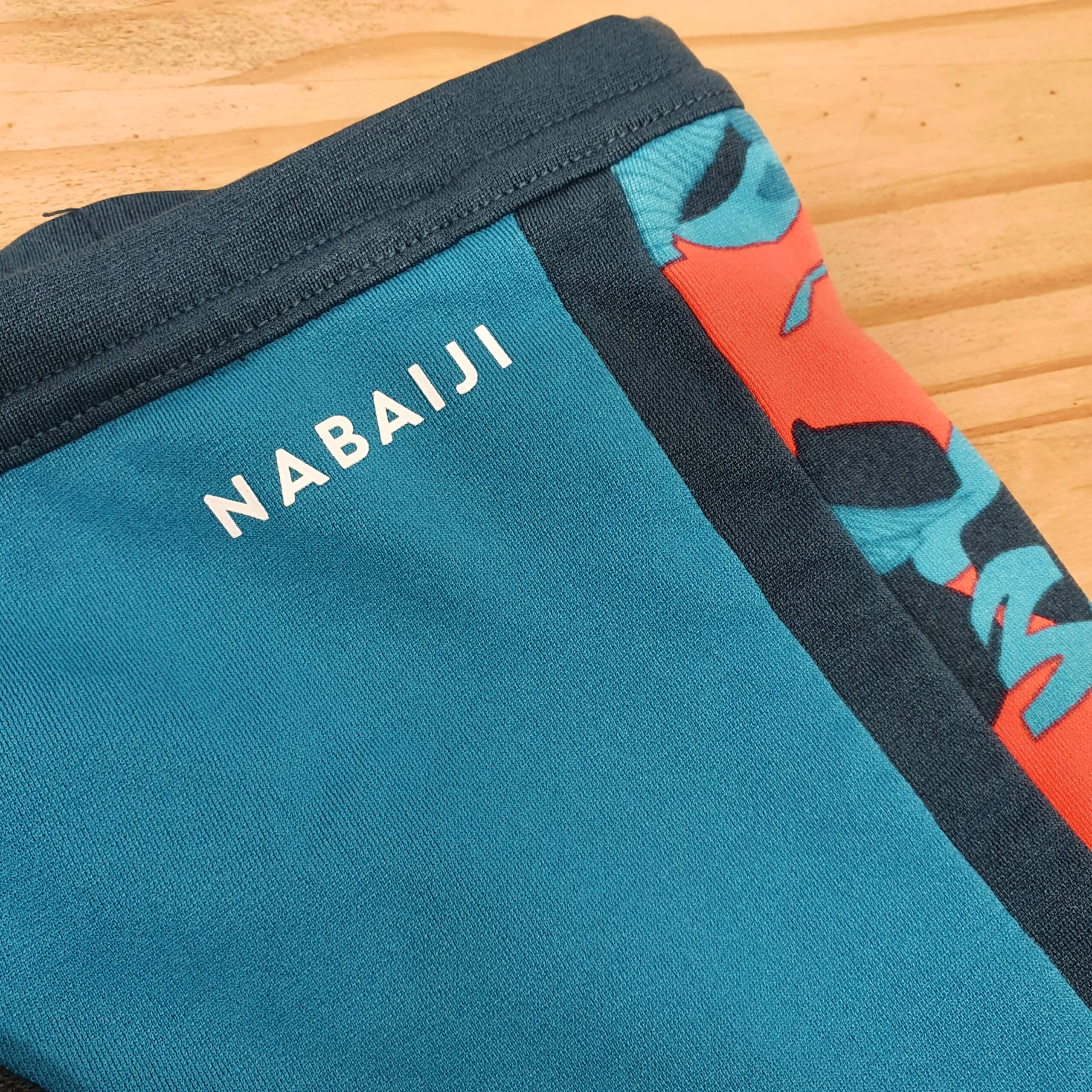 maillot-de-bain nabaiji 122, 128 - Freeperie